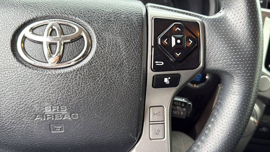 2022 Toyota 4RUNNER SR5