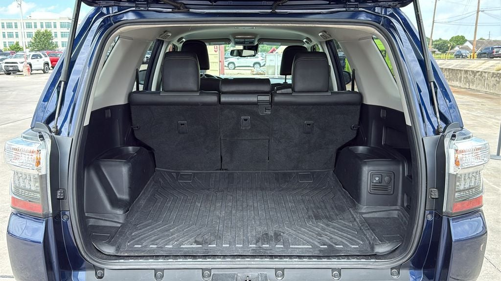 2022 Toyota 4RUNNER SR5 Premium