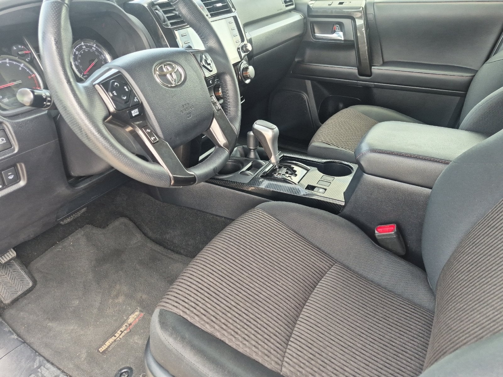 2024 Toyota 4Runner TRD Off-Road