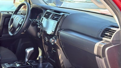 2024 Toyota 4RUNNER TRD Off-Road