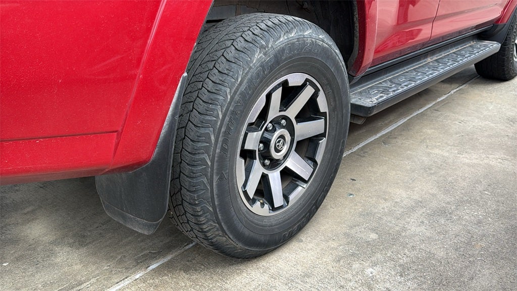 2024 Toyota 4RUNNER TRD Off-Road