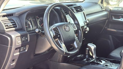 2024 Toyota 4RUNNER TRD Off-Road Premium