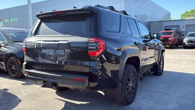 2025 Toyota 4RUNNER SR5