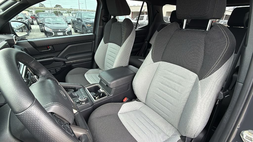 2025 Toyota 4RUNNER HYBRID TRD Off Road