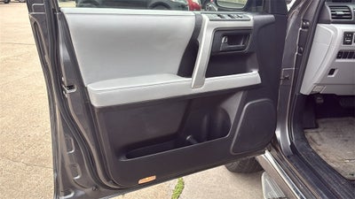 2011 Toyota 4RUNNER SR5
