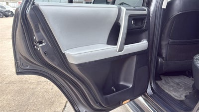 2011 Toyota 4RUNNER SR5