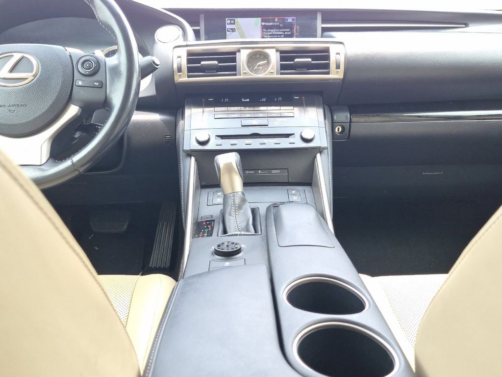 2016 Lexus IS 200t