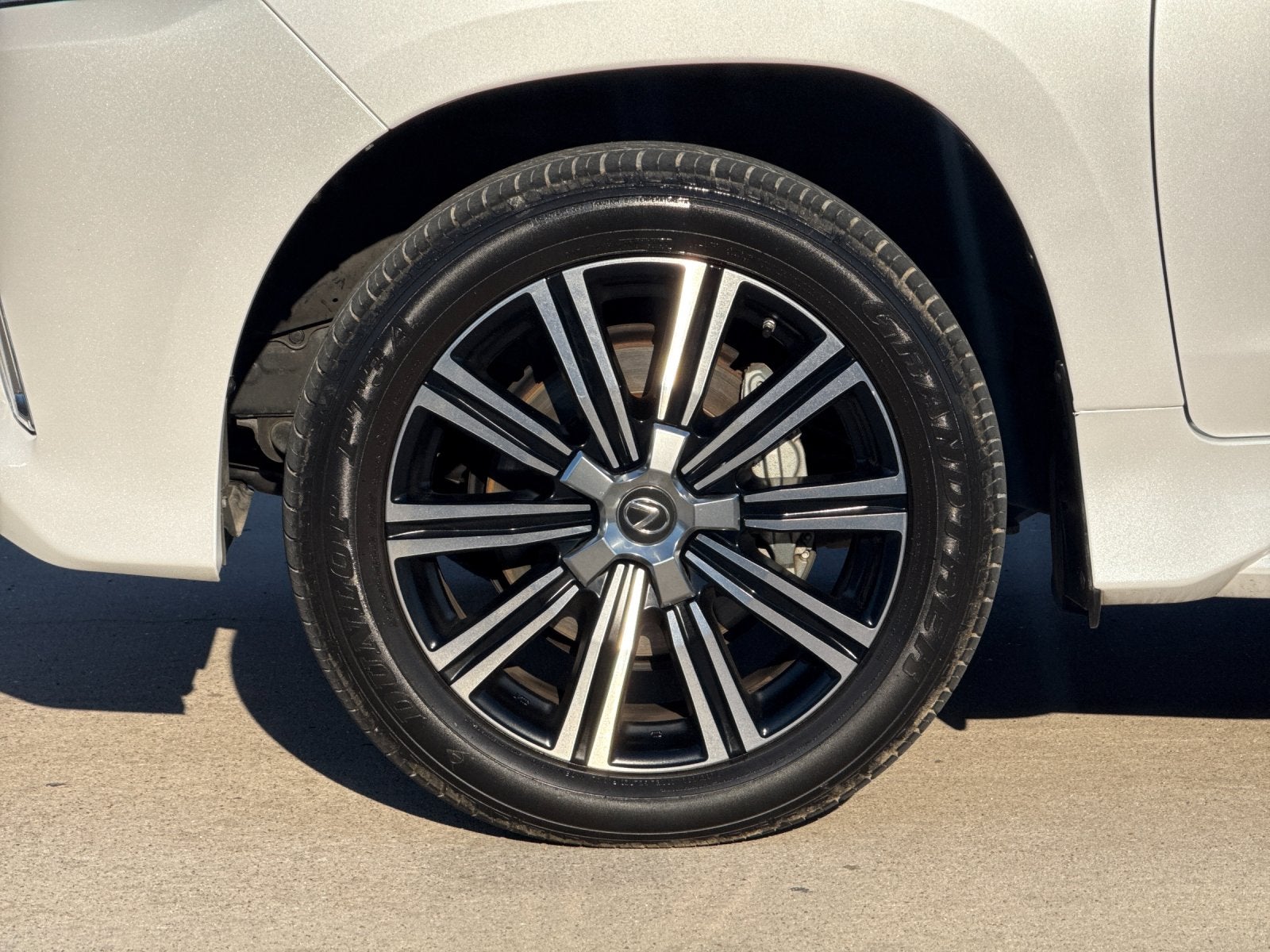 2021 Lexus LX 570
