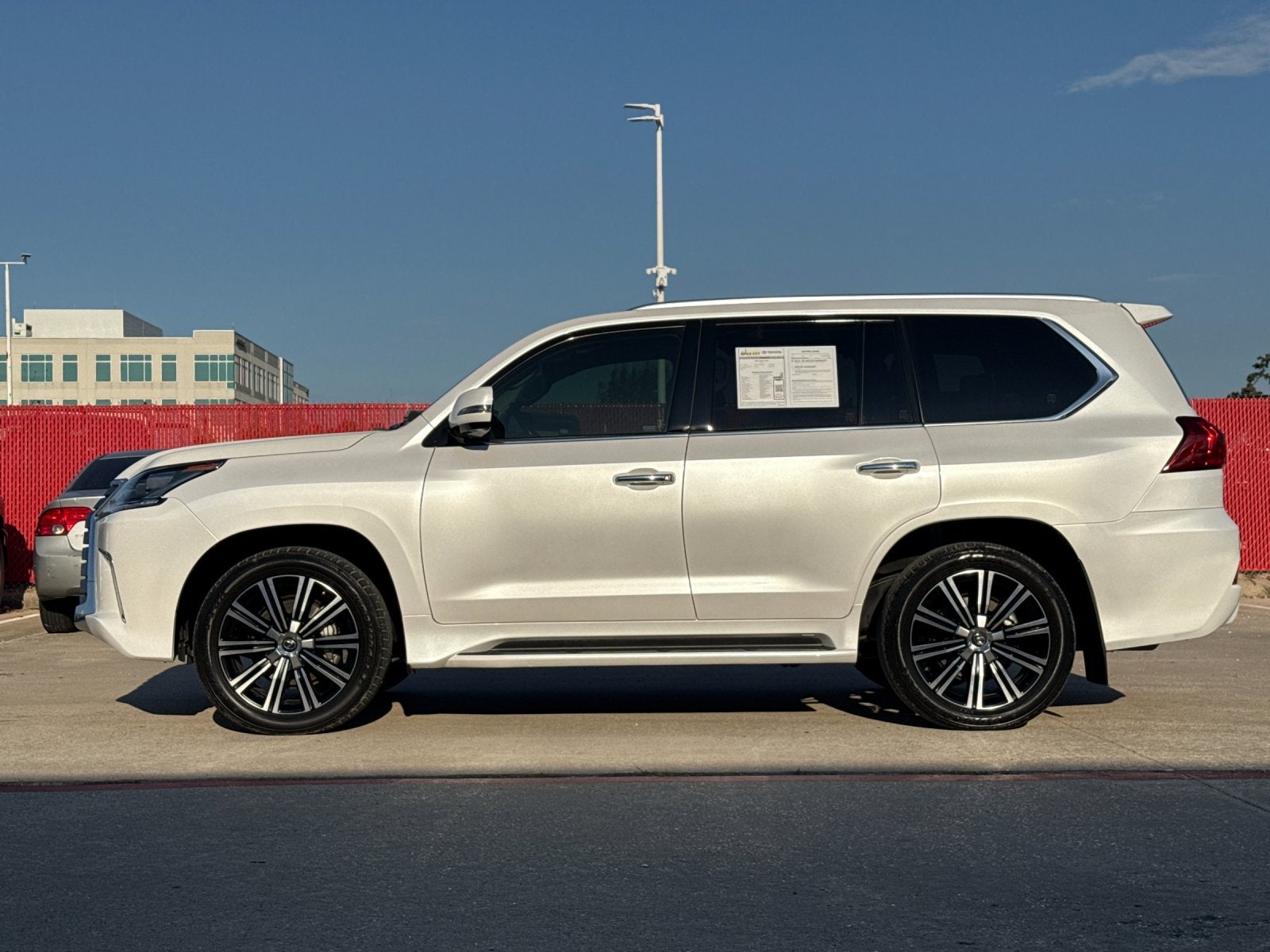 2021 Lexus LX 570