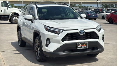 2024 Toyota RAV4 Hybrid XLE Premium