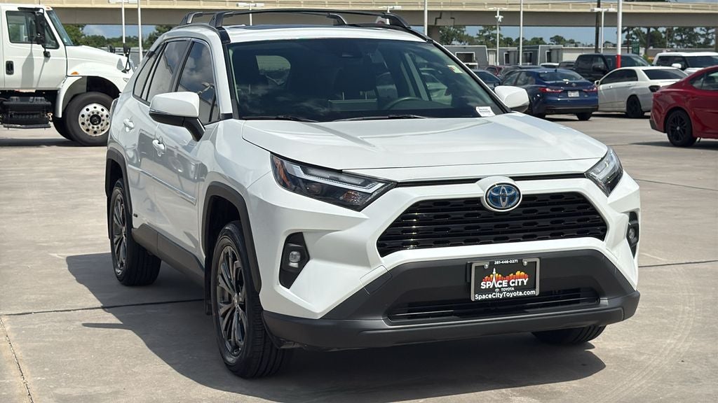 2024 Toyota RAV4 Hybrid XLE Premium