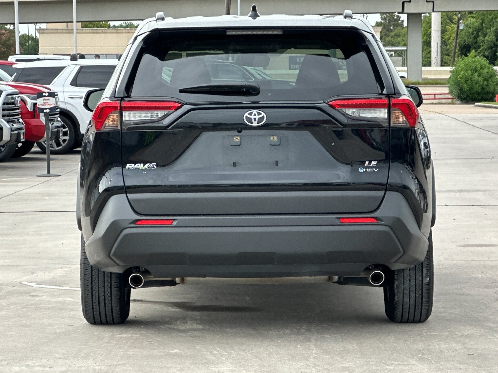 2025 Toyota RAV4 Hybrid LE