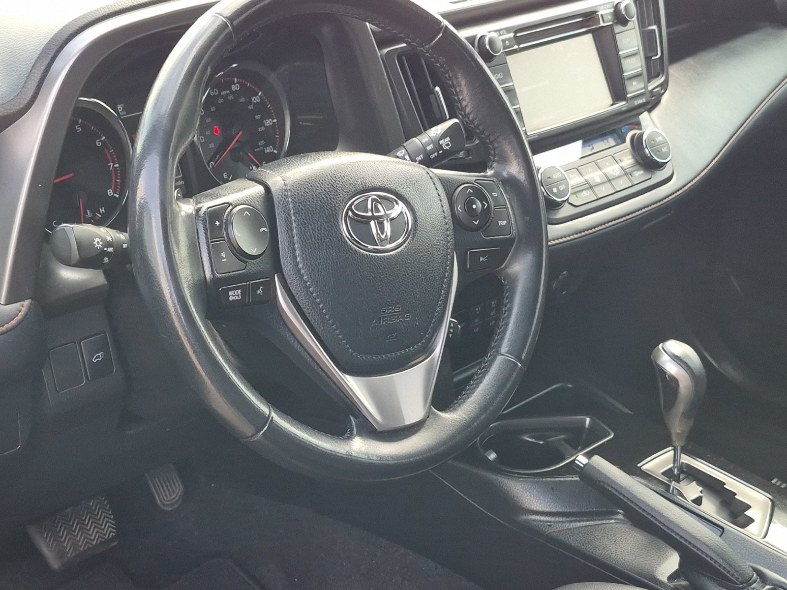 2018 Toyota RAV4 SE
