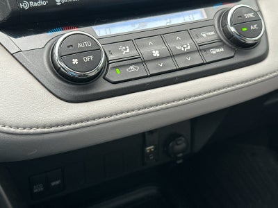 2016 Toyota RAV4 XLE