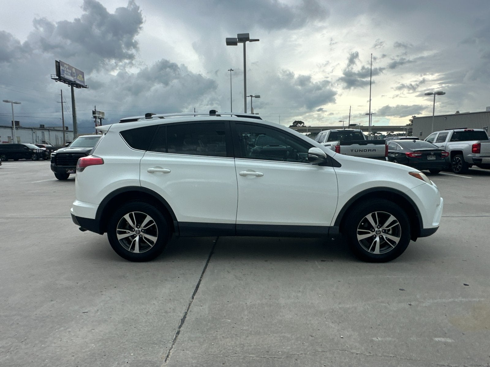 2016 Toyota RAV4 XLE