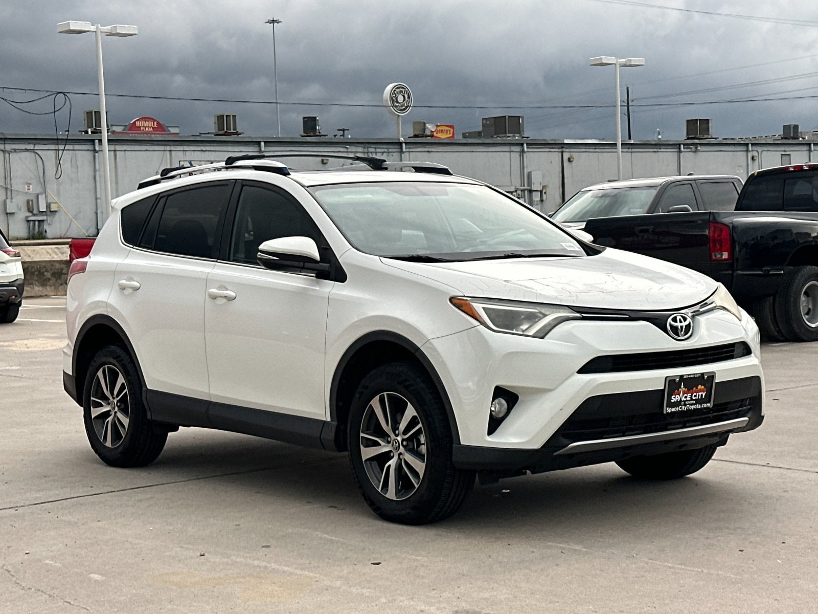 2016 Toyota RAV4 XLE