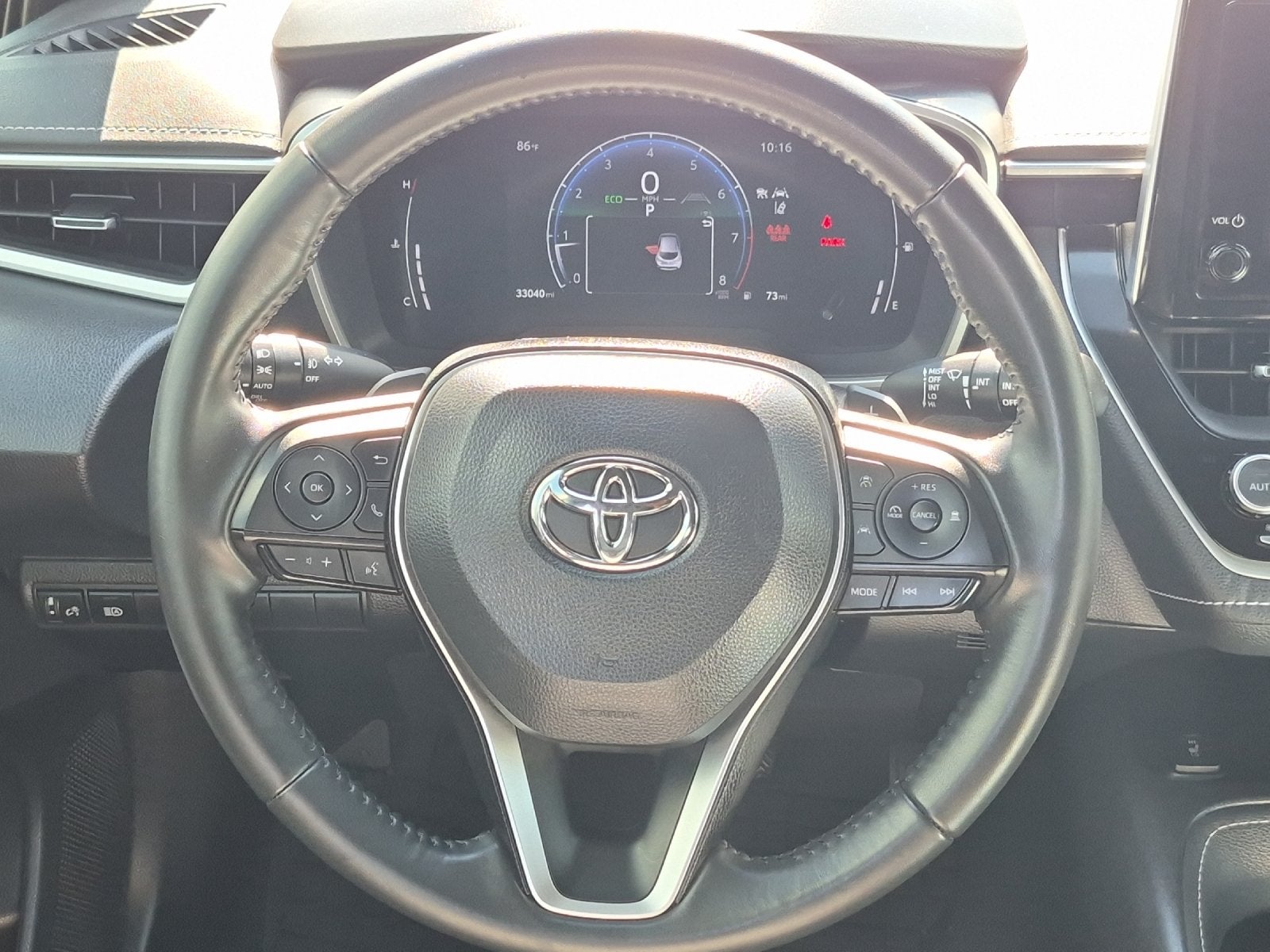 2025 Toyota Corolla Hatchback XSE