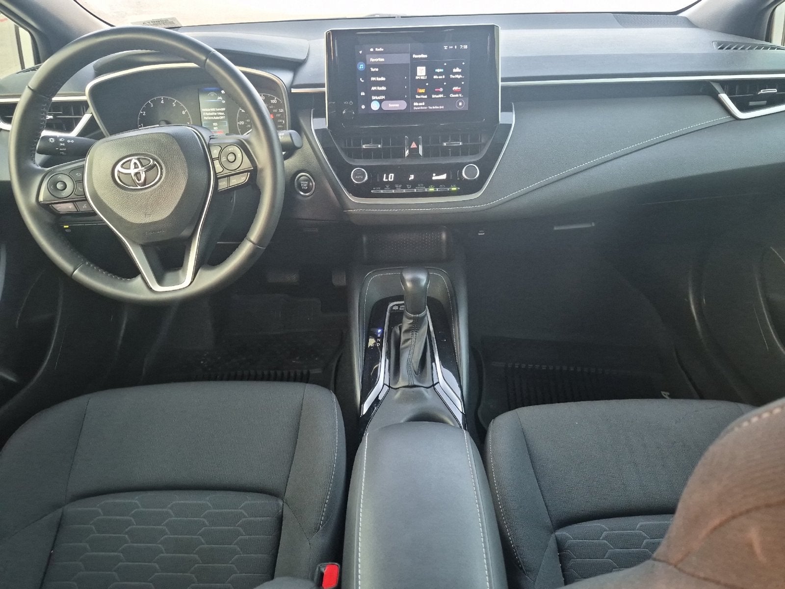 2023 Toyota Corolla Hatchback SE