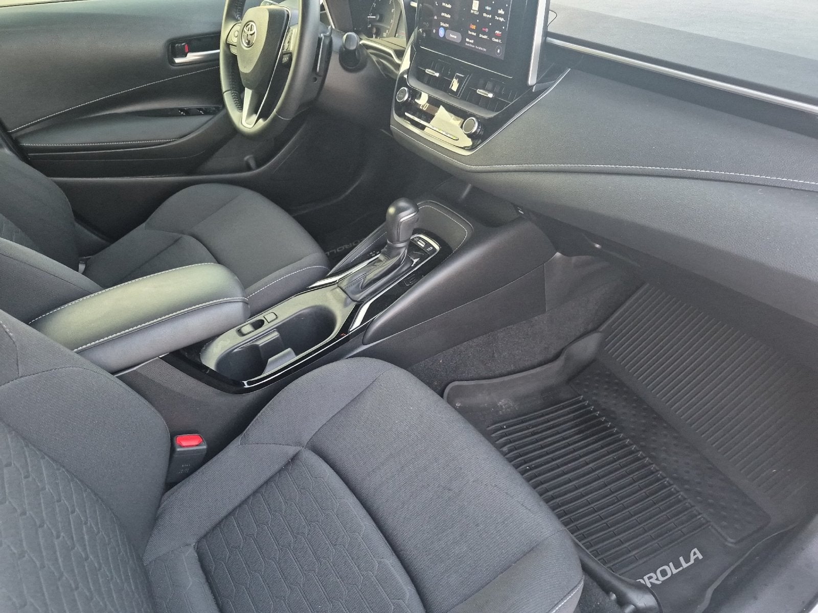 2023 Toyota Corolla Hatchback SE