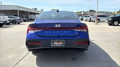 2025 Hyundai Elantra SEL Convenience