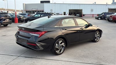 2025 Hyundai Elantra SEL Convenience