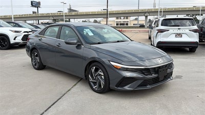 2025 Hyundai Elantra SEL Convenience