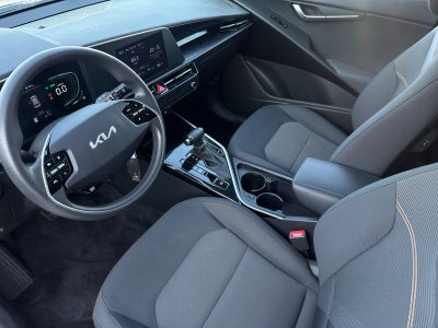2025 Kia Niro LX