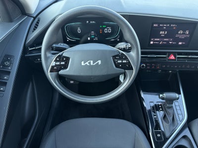 2025 Kia Niro LX