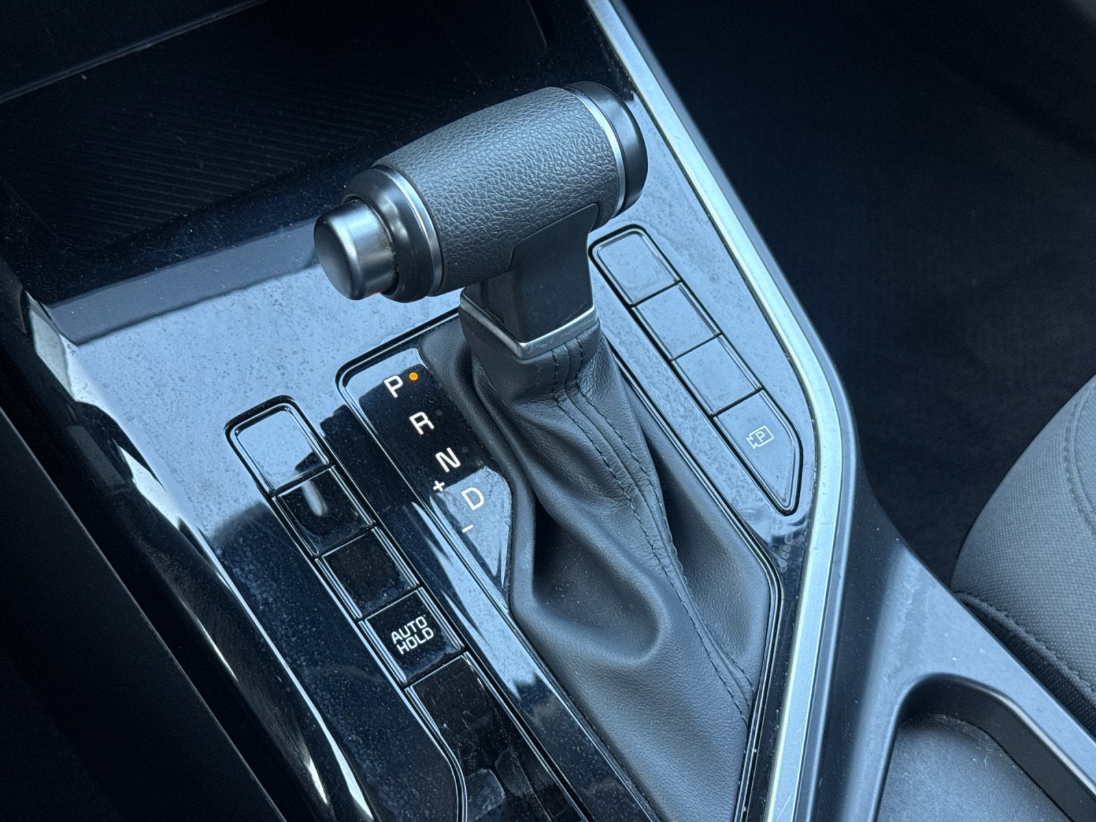 2025 Kia Niro LX