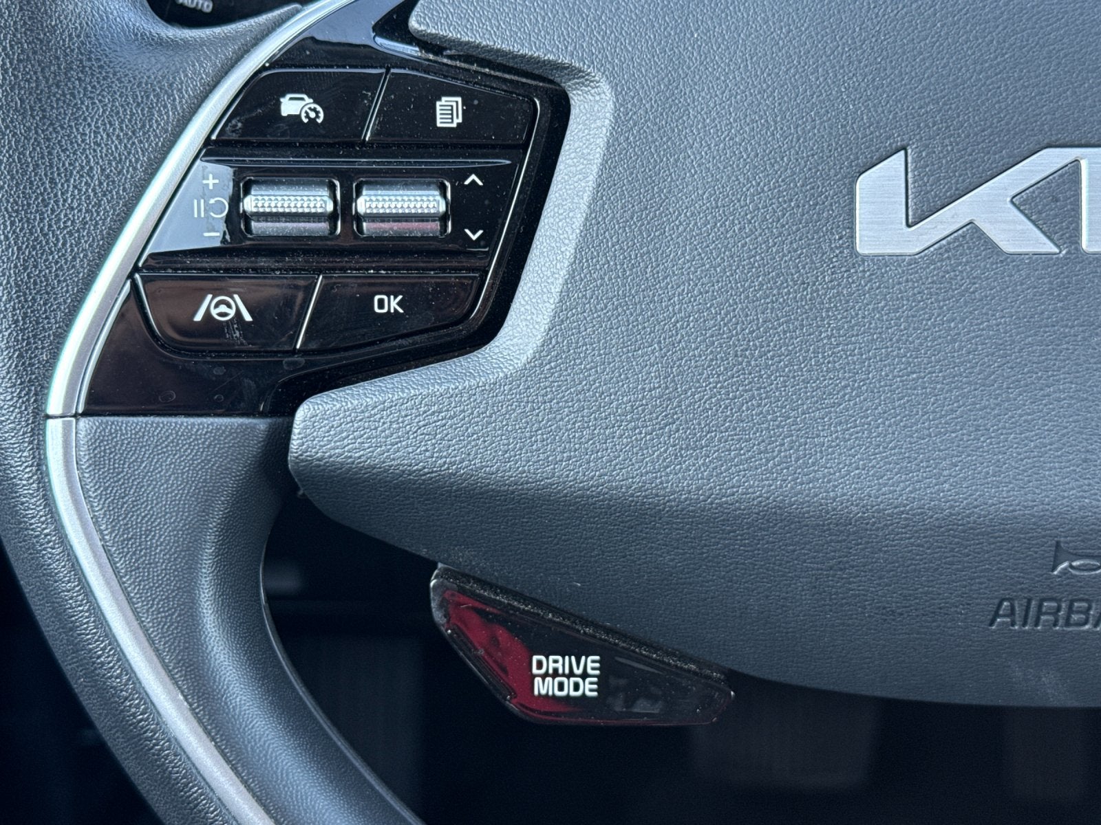2025 Kia Niro LX
