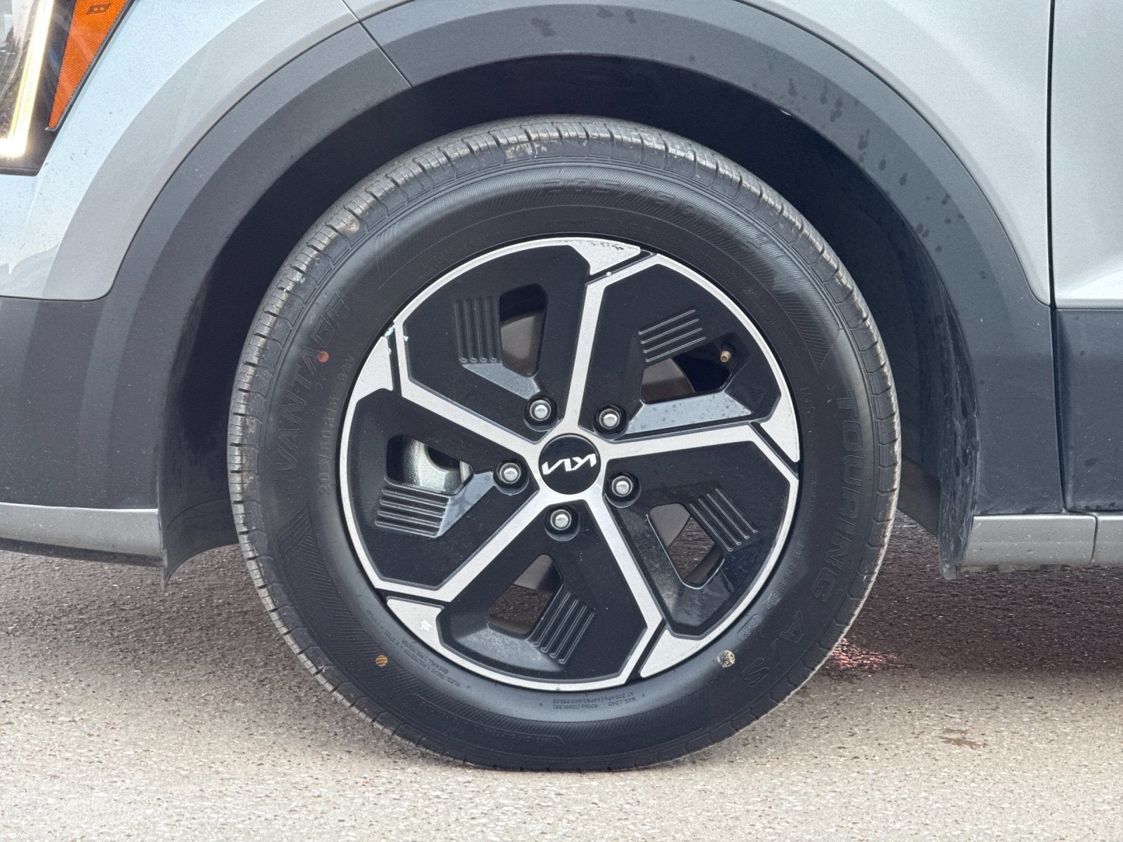 2025 Kia Niro LX