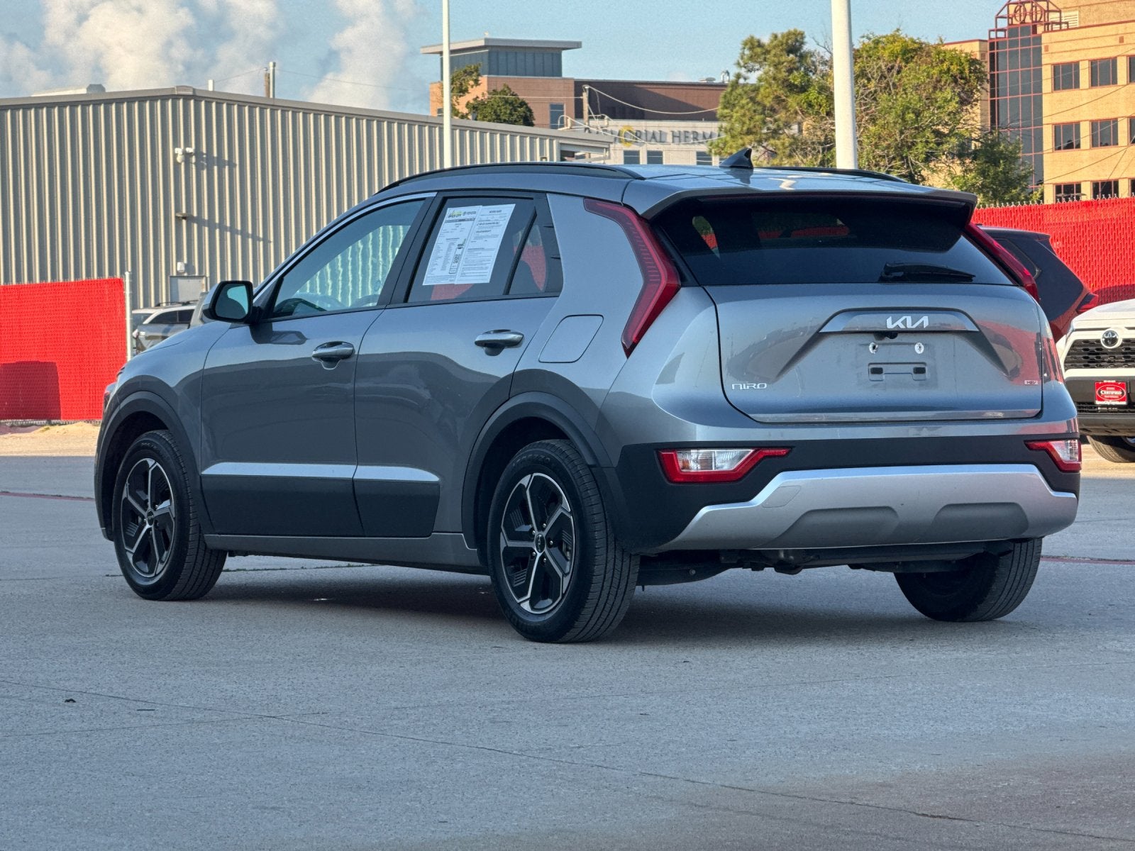 2025 Kia Niro LX