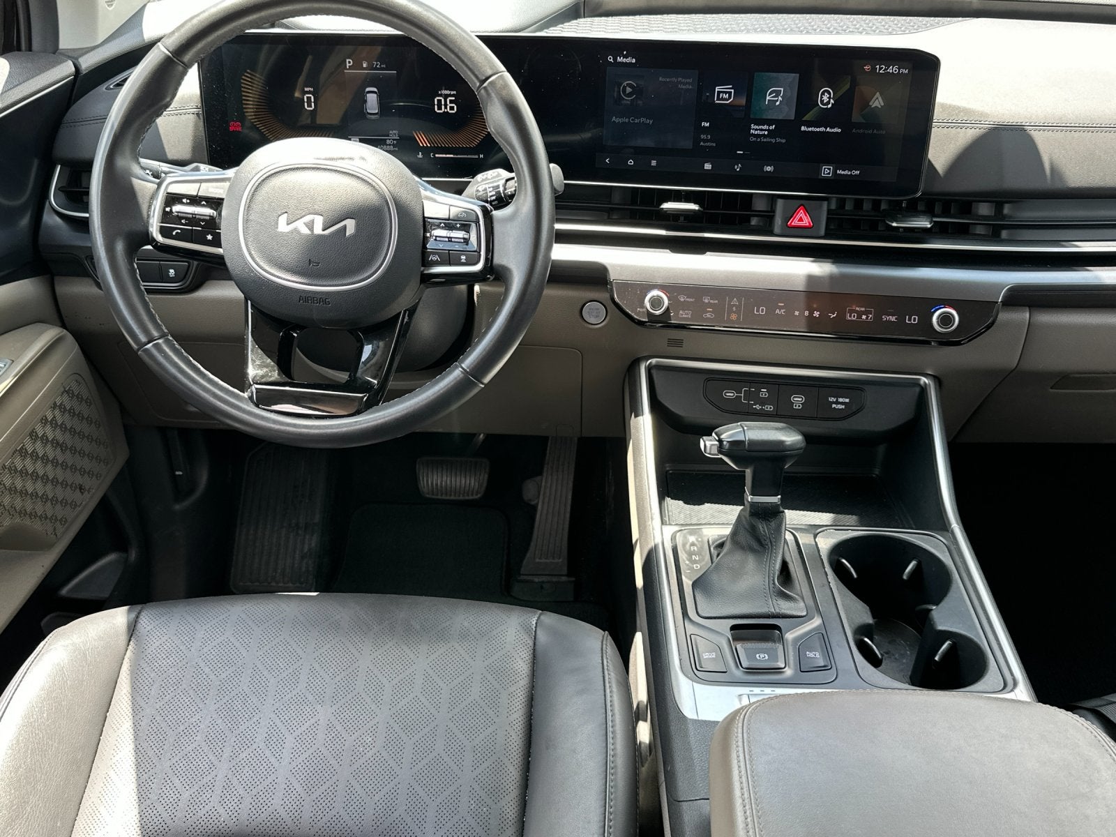 2025 Kia Carnival LXS