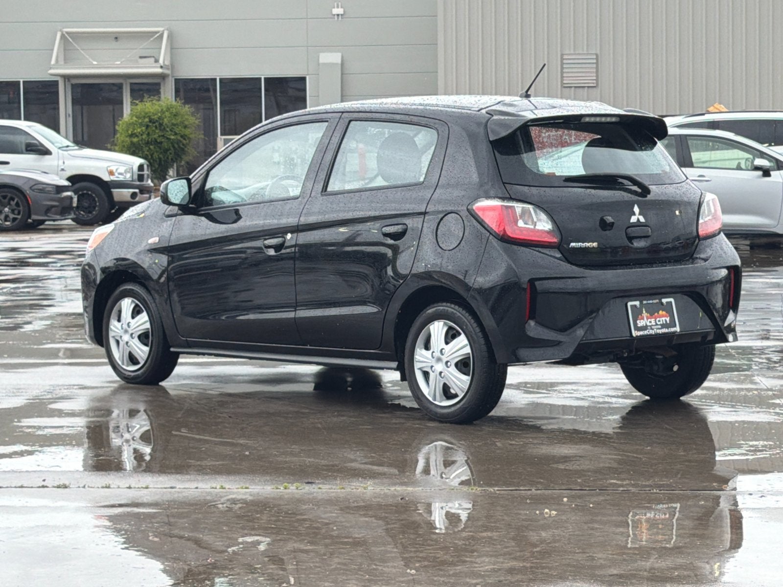 2024 Mitsubishi Mirage ES