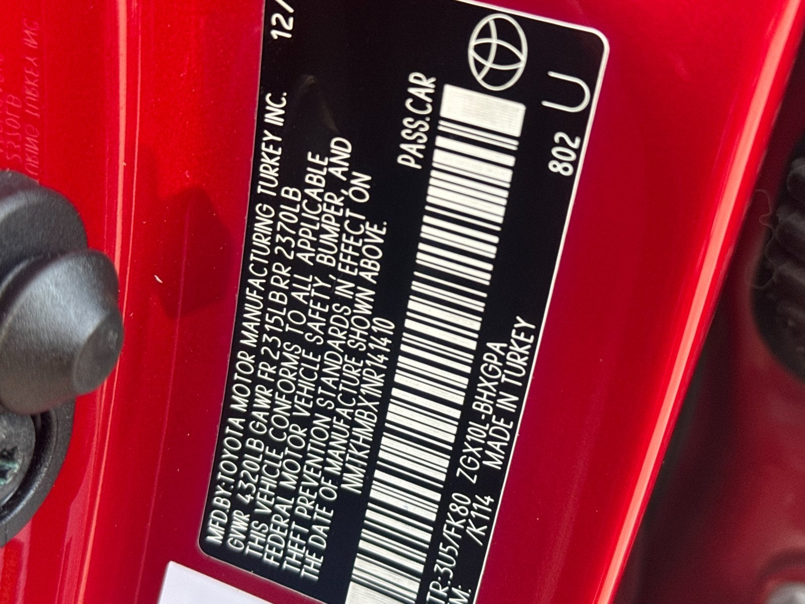 2022 Toyota C-HR XLE