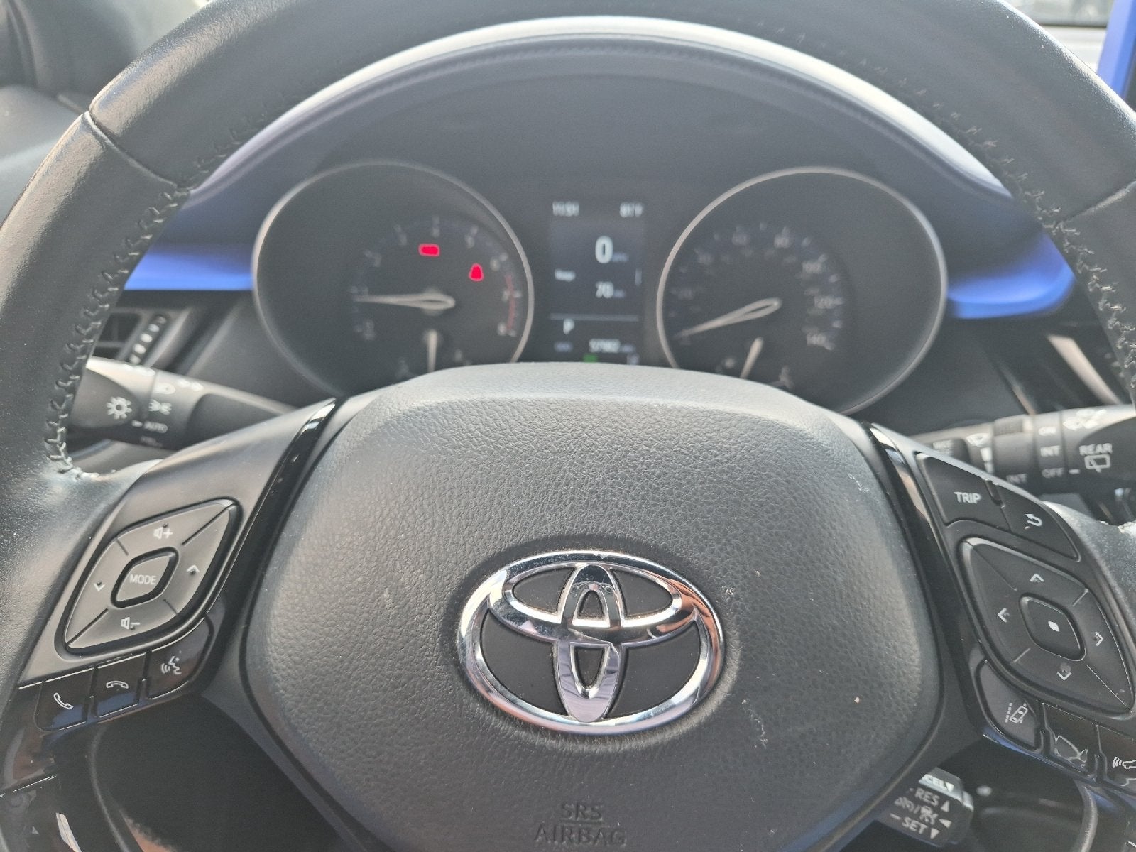 2022 Toyota C-HR XLE