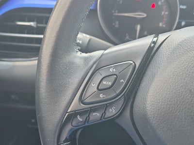 2022 Toyota C-HR XLE