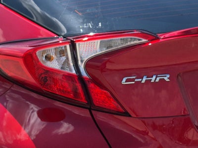 2022 Toyota C-HR XLE