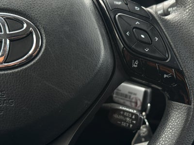 2021 Toyota C-HR LE