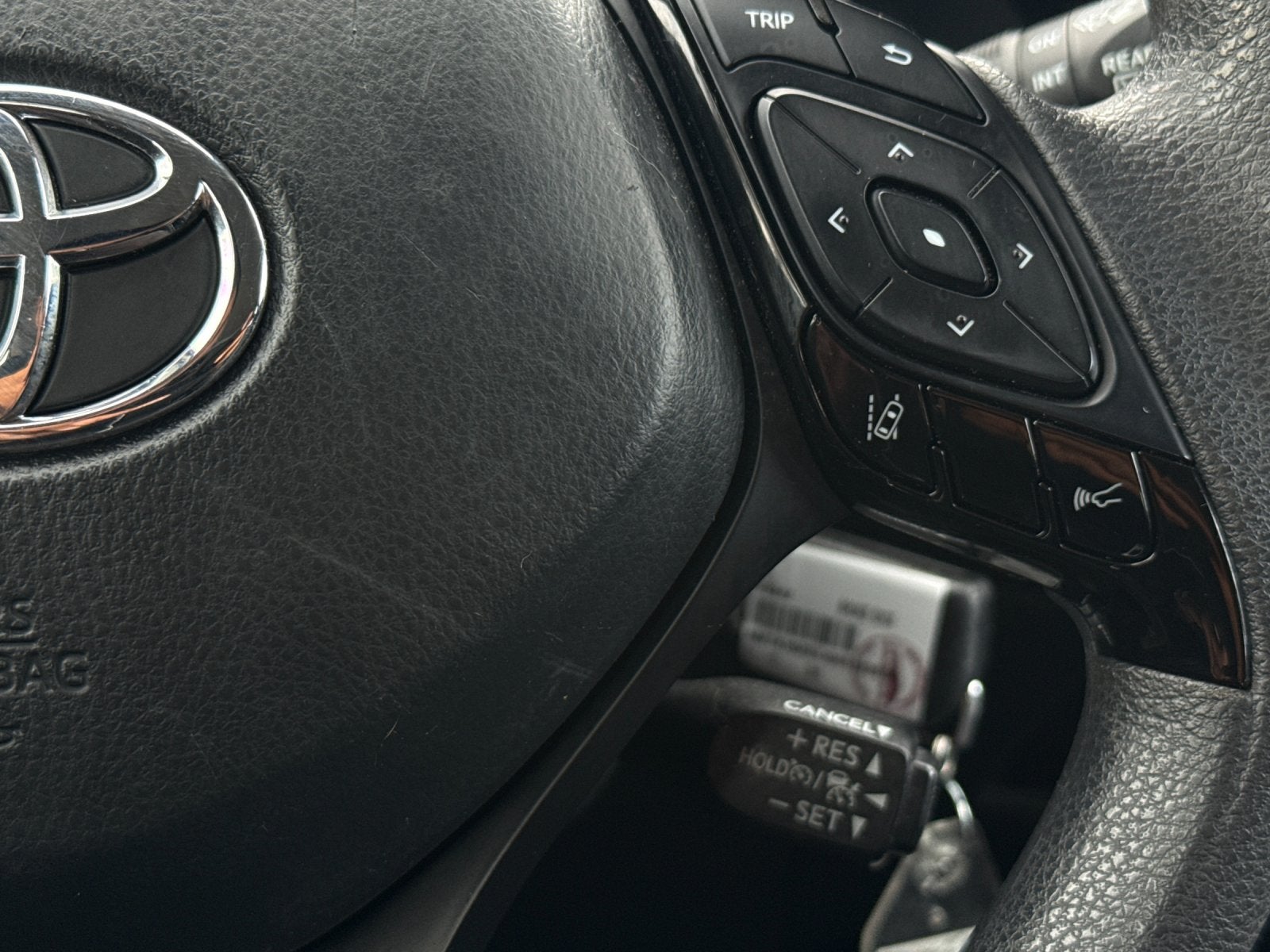 2021 Toyota C-HR LE