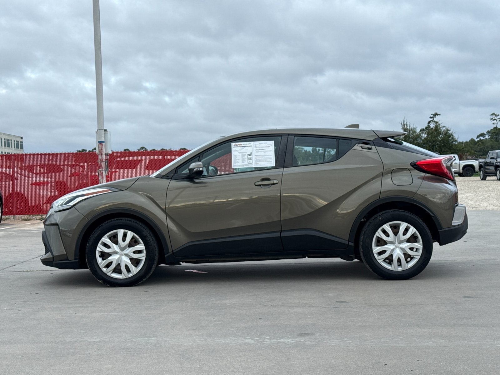 2021 Toyota C-HR LE