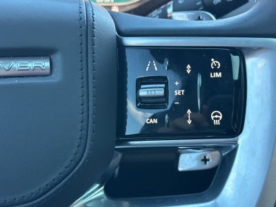 2025 Land Rover Range Rover SE