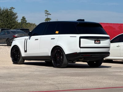 2025 Land Rover Range Rover SE