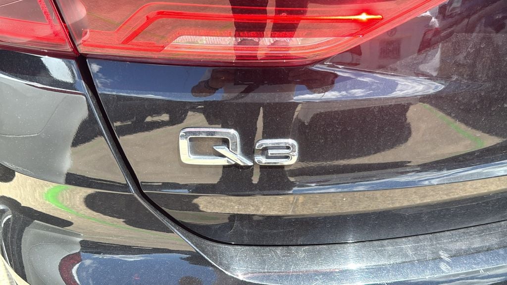 2020 Audi Q3 Premium quattro