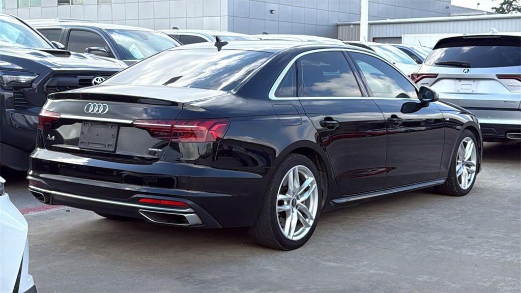 2022 Audi A4 45 S line Premium Plus quattro