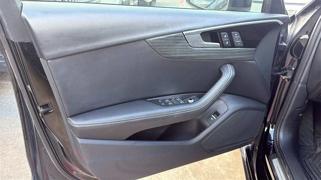 2022 Audi A4 45 S line Premium Plus quattro