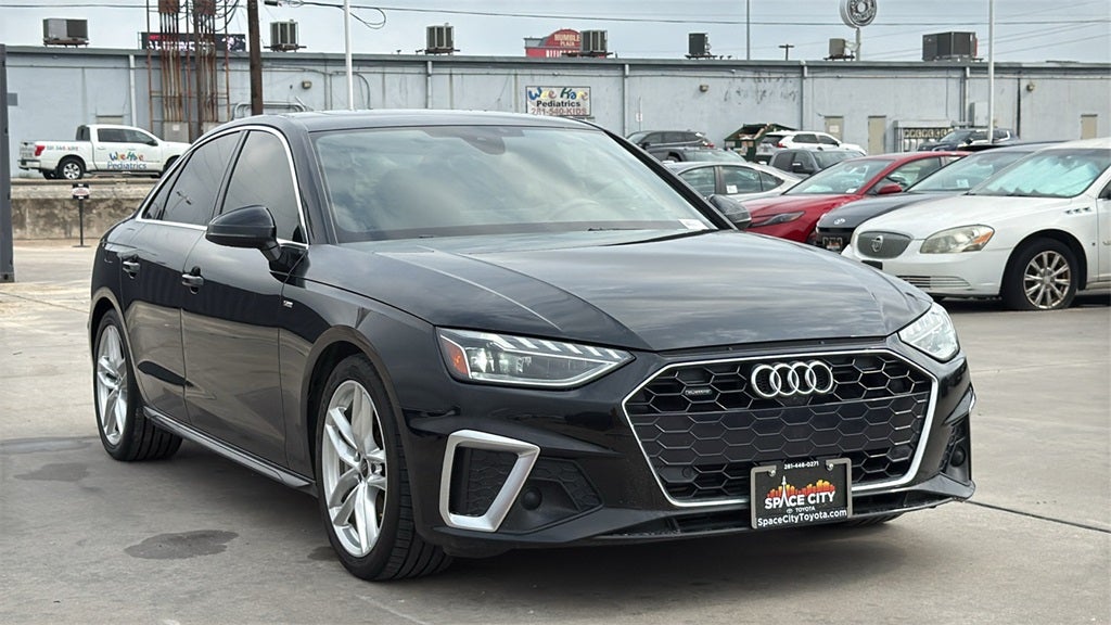 2022 Audi A4 45 S line Premium Plus quattro