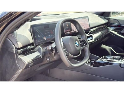 2026 BMW 530i 530i
