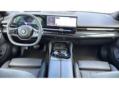 2026 BMW 530i 530i