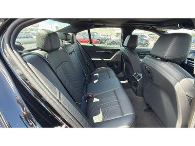 2026 BMW 530i 530i